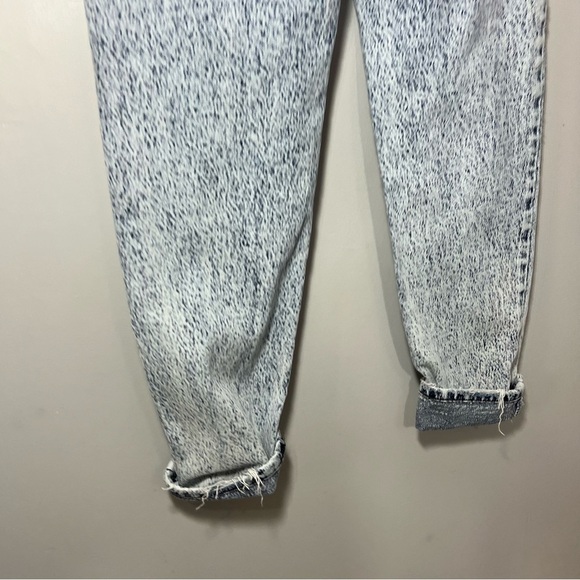 Vintage 1980s USA Acid Wash Frosted High Waist Tapered Leg Mom Jeans sz 26x 31 - Picture 11 of 12